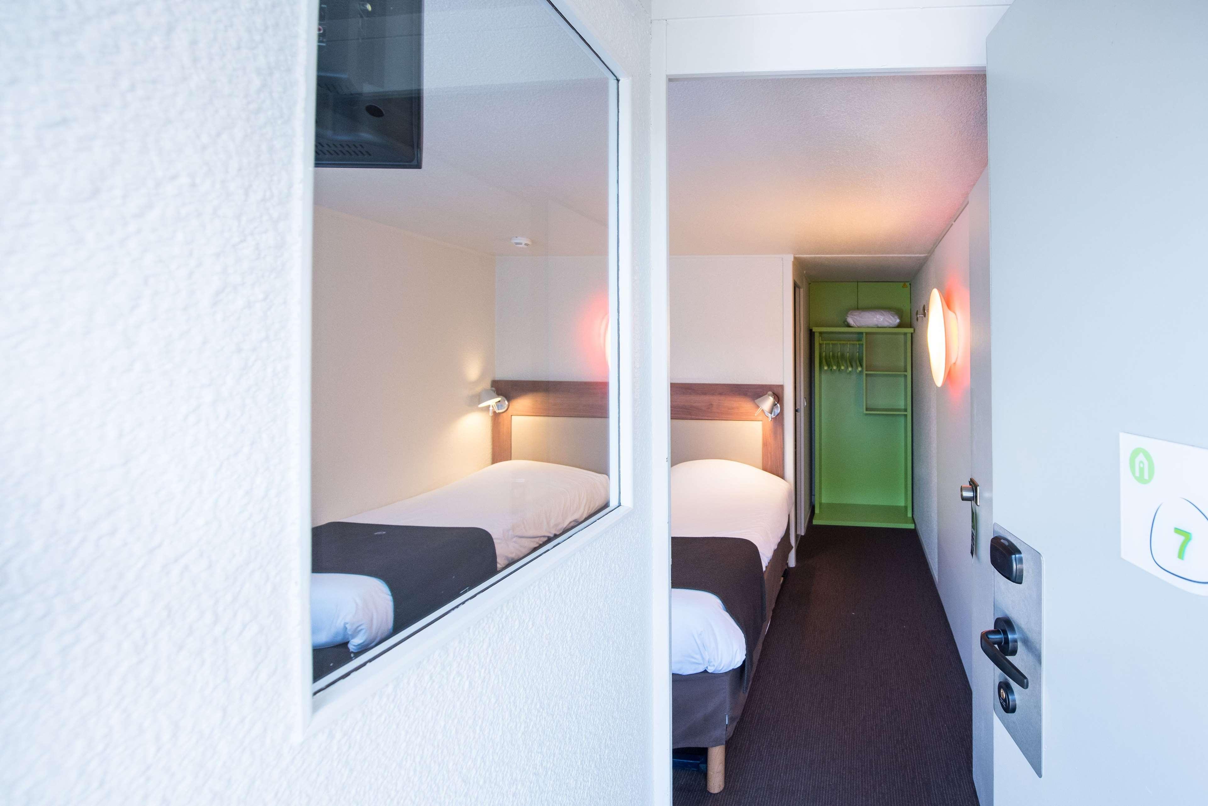 Campanile Nantes ~ Reze Aeroport Hotel Kültér fotó